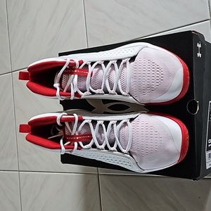 Under Armour UA Torch Size 10